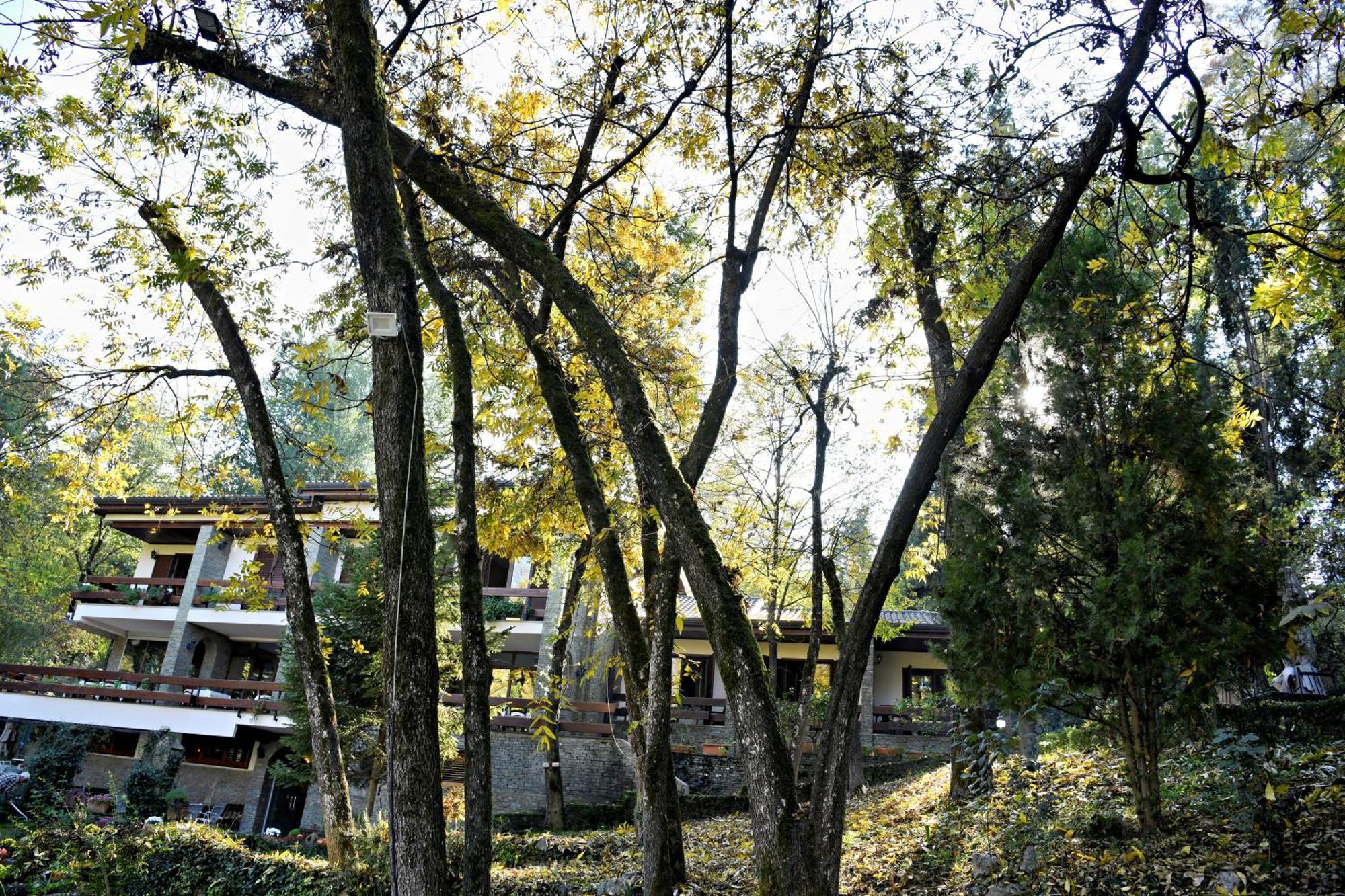 Hotel Restaurant Dreri Tirana Exterior photo