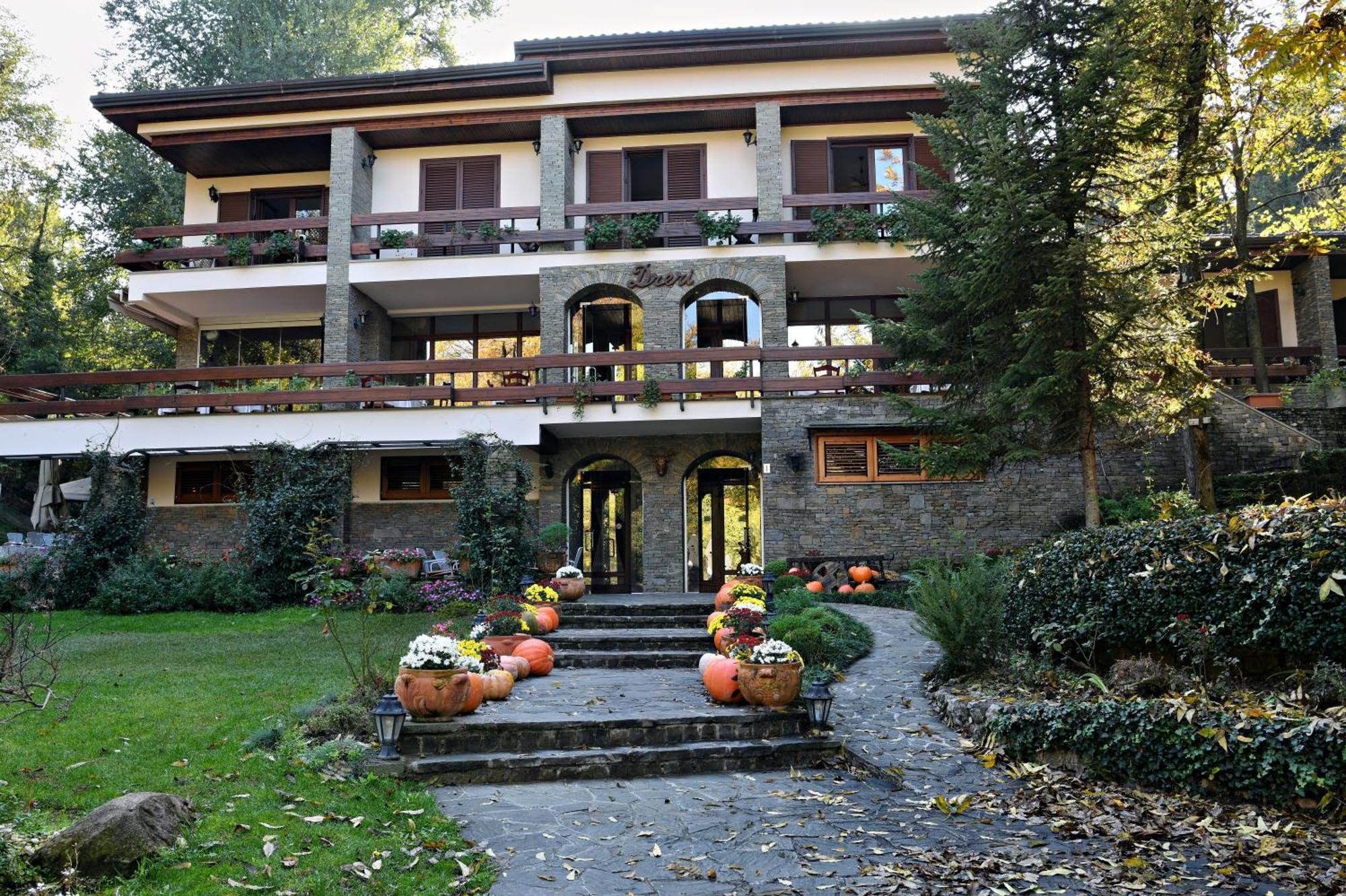 Hotel Restaurant Dreri Tirana Exterior photo