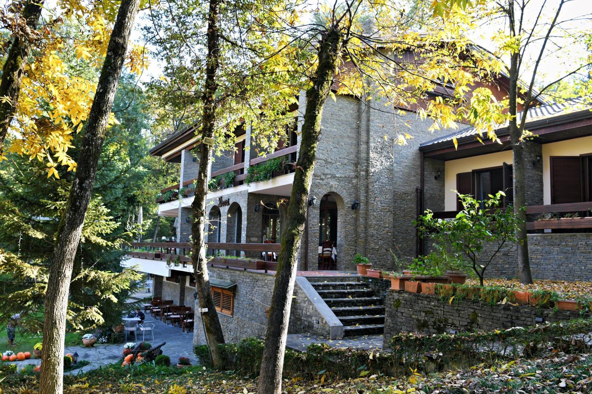 Hotel Restaurant Dreri Tirana Exterior photo