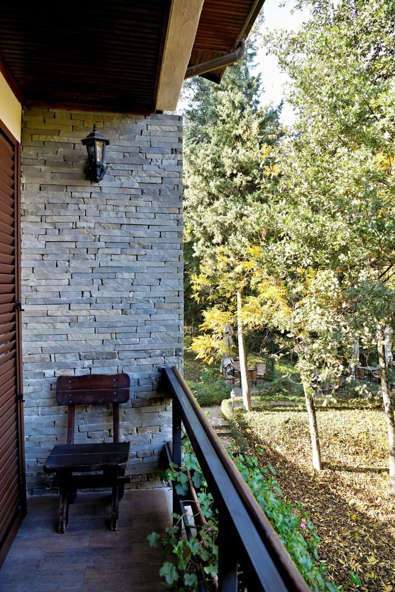 Hotel Restaurant Dreri Tirana Exterior photo