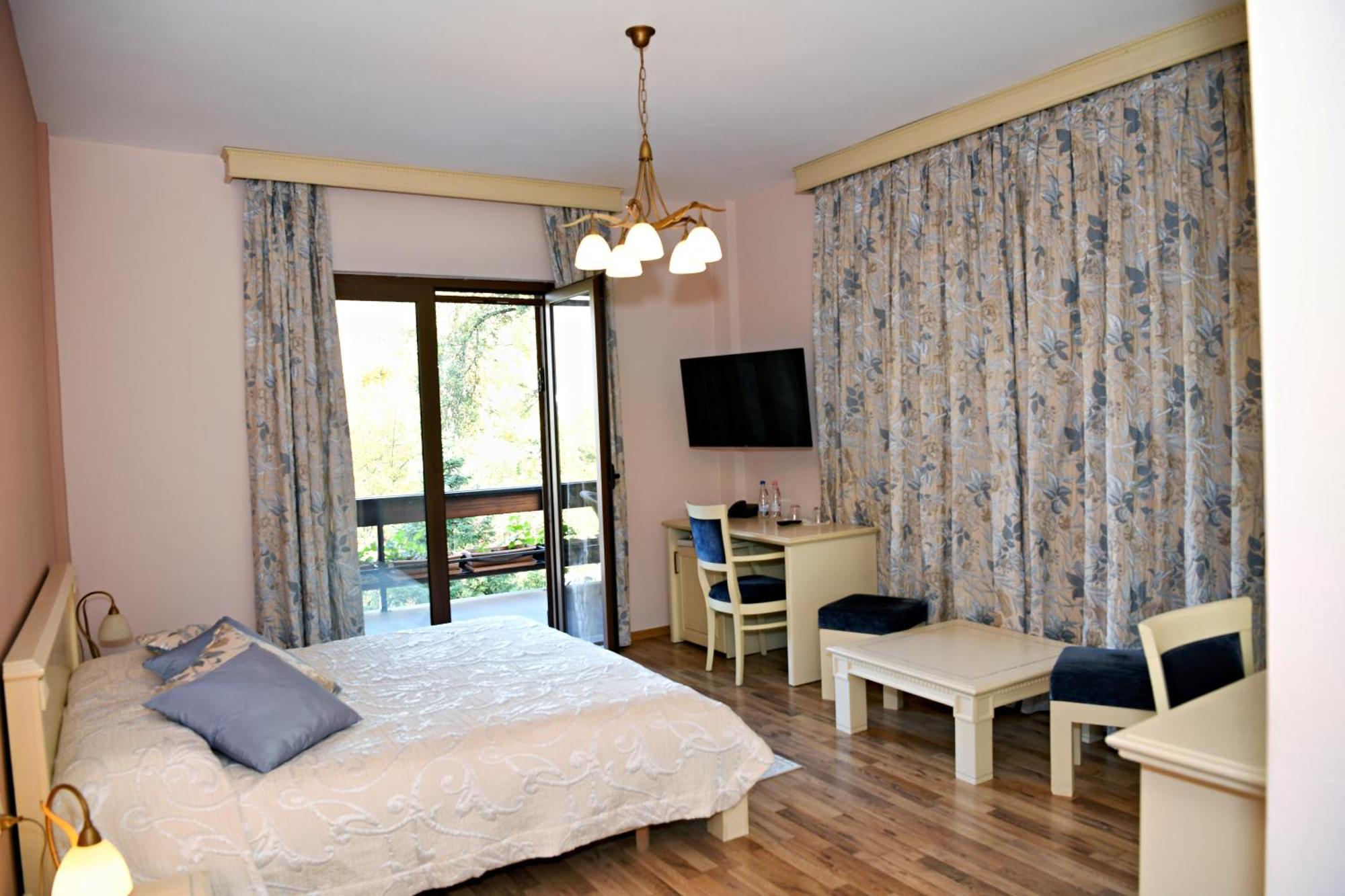 Hotel Restaurant Dreri Tirana Exterior photo